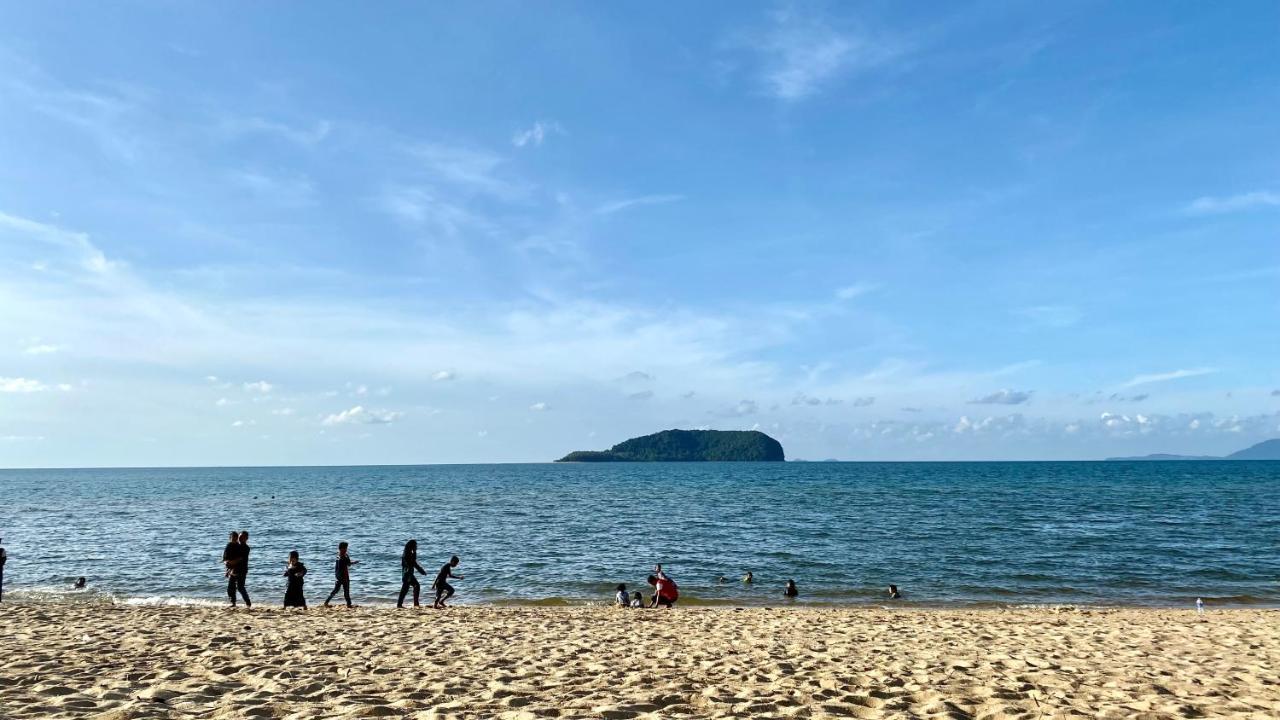 Nazza Homestay Besut With Pool Near Jetty To Perhentian Kampung Raja Buitenkant foto